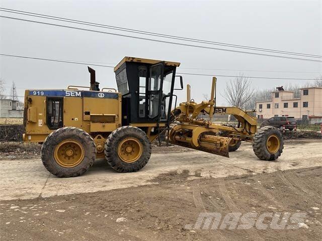 SEM 919 Wheel dozers