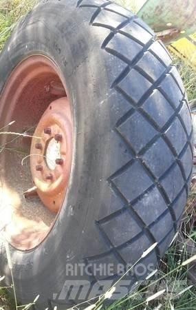  Pneus 14.9-28 jardim Tyres, wheels and rims