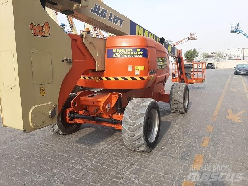 JLG 800AJ Articulated boom lifts