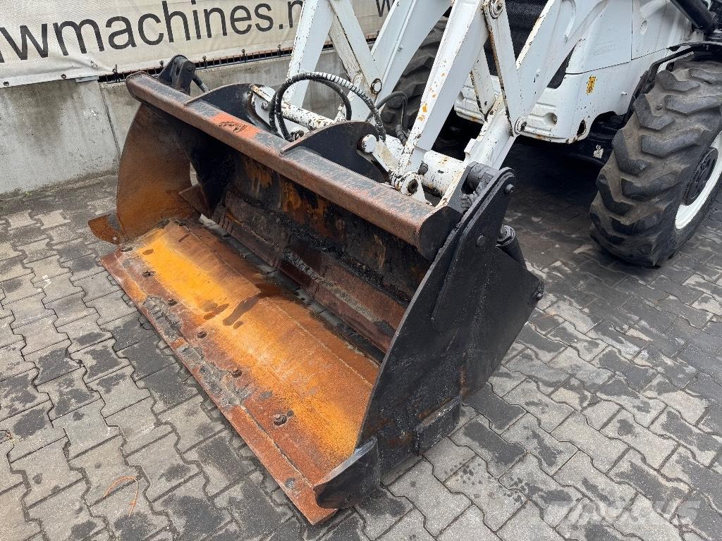 JCB 2 CX TLB's