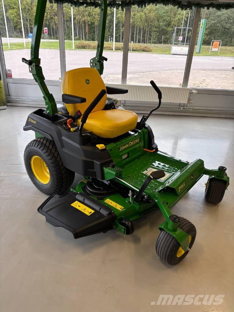 John Deere Z515E Zero turn mowers