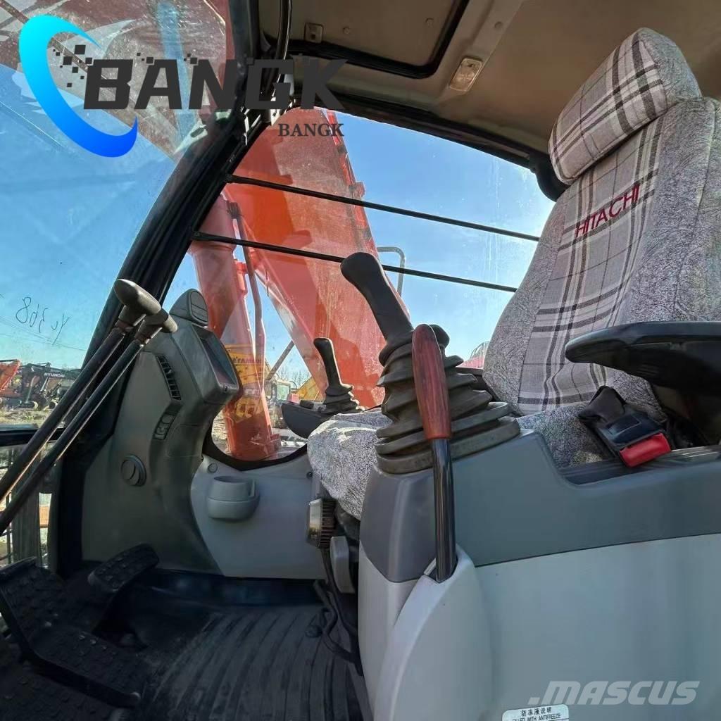 Hitachi Zaxis 130 Crawler excavators