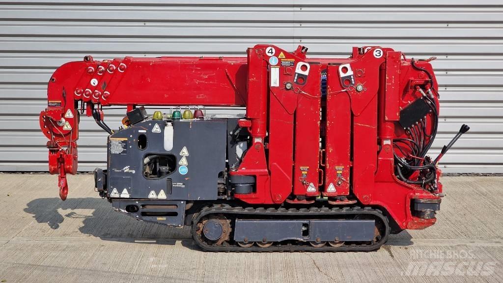 Unic URW 295 Mini cranes