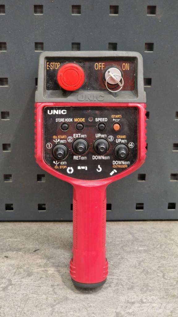 Unic URW 295 Mini cranes