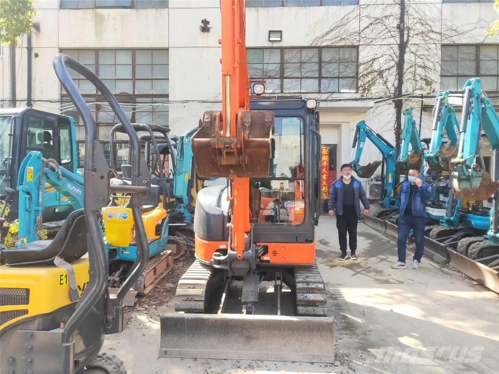 Hitachi ZX30 Mini excavators < 7t