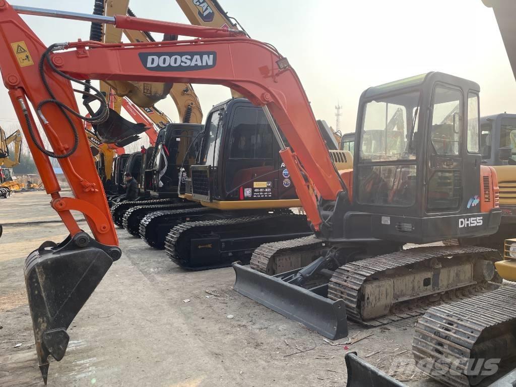 Doosan DH 55 Mini excavators < 7t