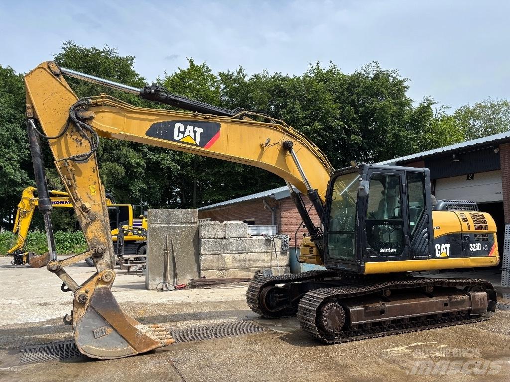 CAT 323 D LN Crawler excavators