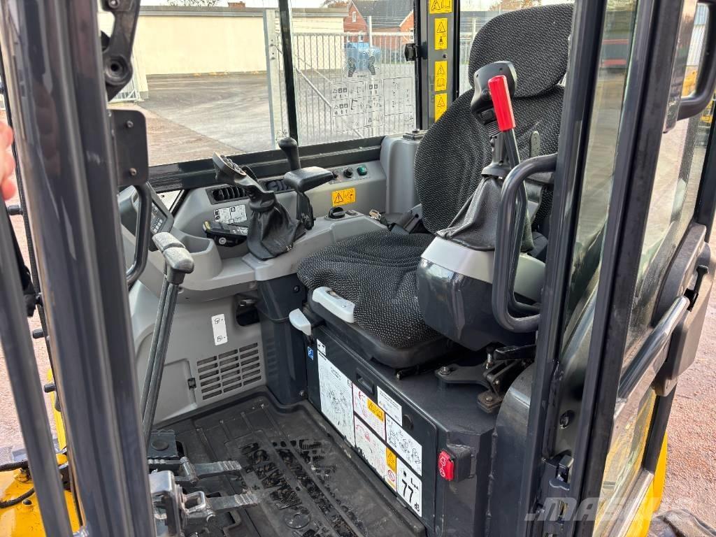 Komatsu PC55 MR-5 Mini excavators < 7t