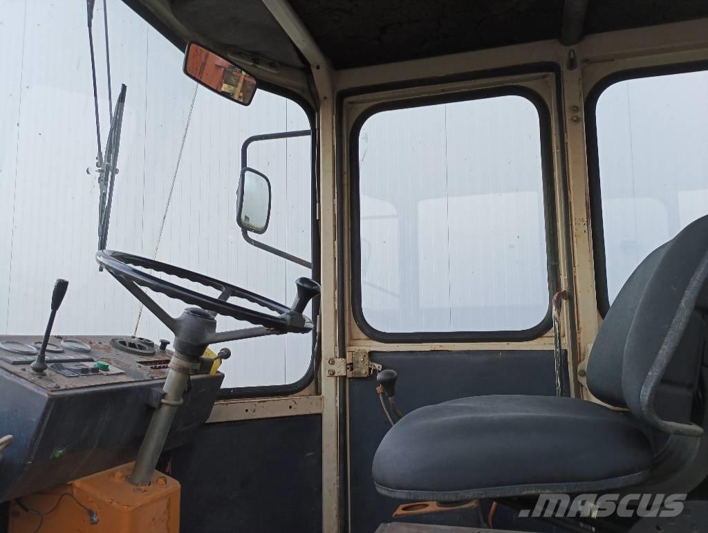 Schaeff SKB 902 TLB's