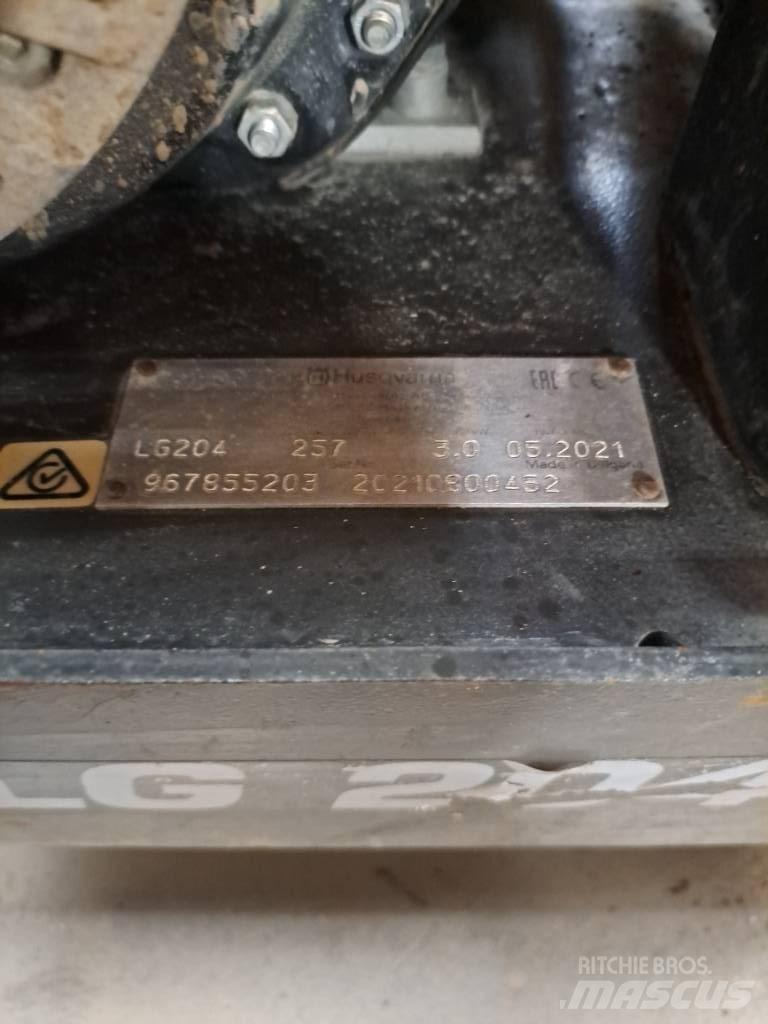 Husqvarna LG 204 Vibrator compactors