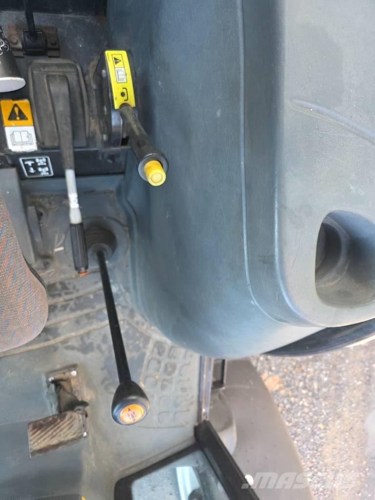 New Holland TD 90 D Tractors