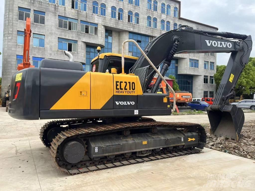 Volvo EC 210 D Crawler excavators
