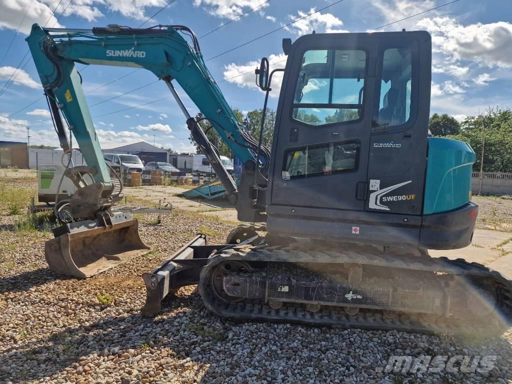 Sunward SWE 90 UF Midi excavators  7t - 12t