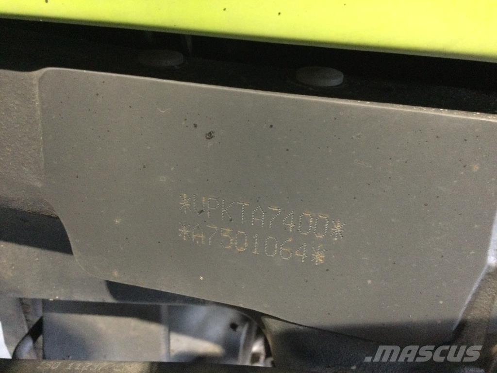 CLAAS ARION 550 Tractors