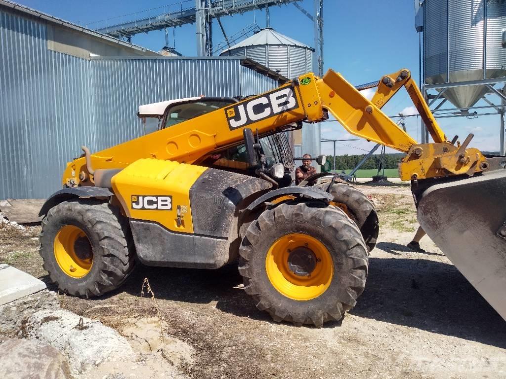 JCB 541 AGS Farming telehandlers