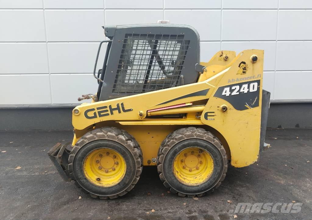 Gehl 4240 E Skid steer loaders
