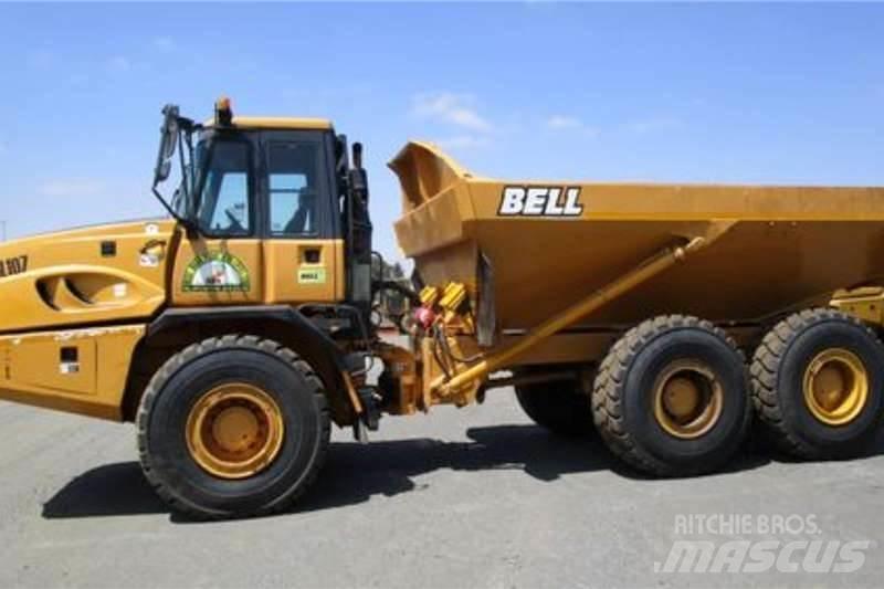 Bell B30D Articulated Haulers