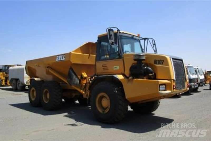 Bell B30D Articulated Haulers