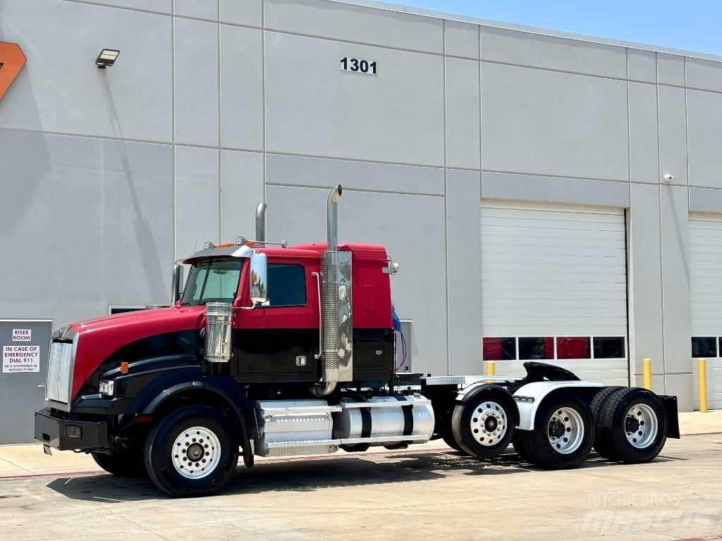 Western Star 4900 Truck Tractor Units