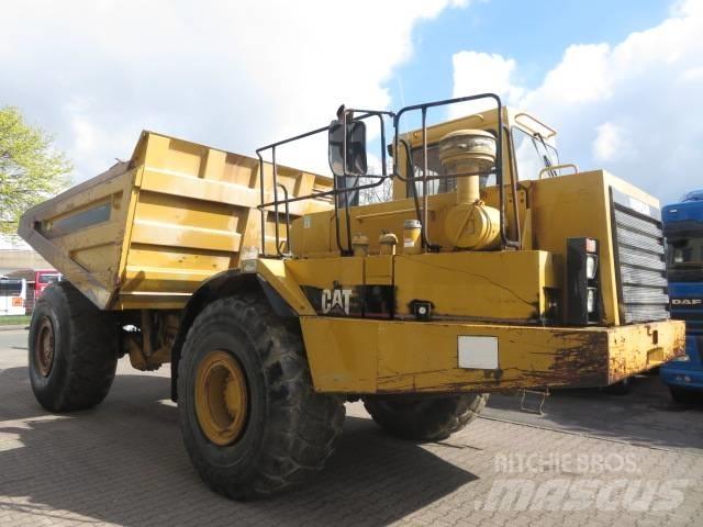 CAT  D40 Dumper Articulated Haulers