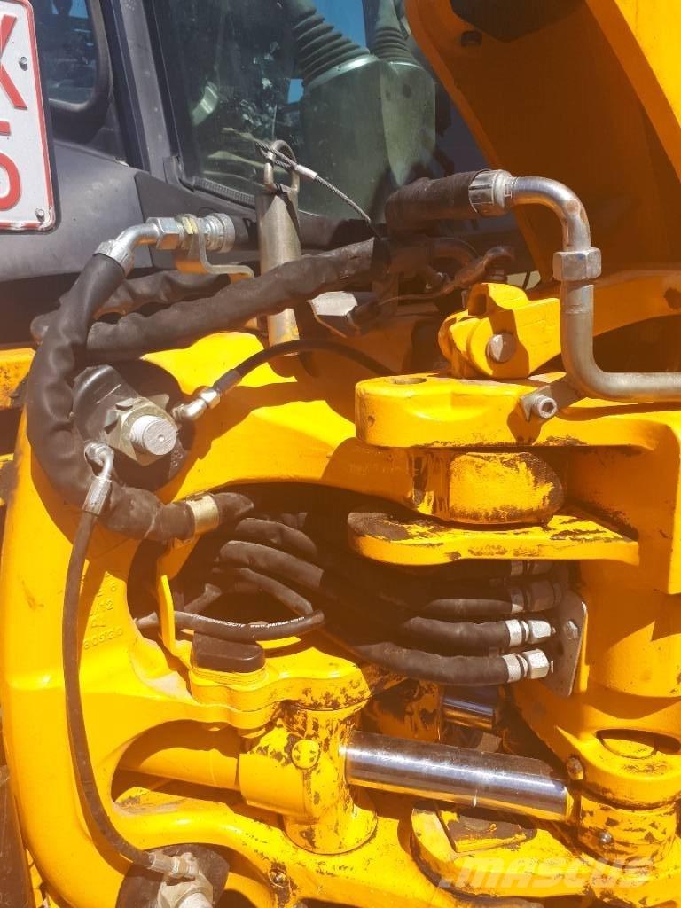 JCB 3 CX TLB's