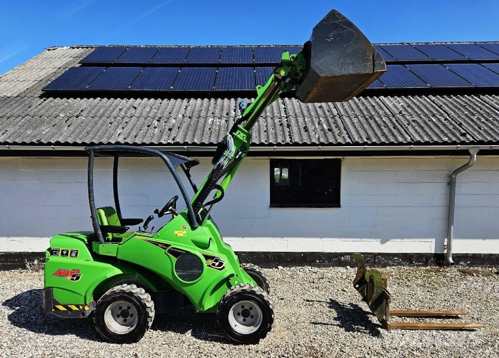 Avant E 5 Mini loaders