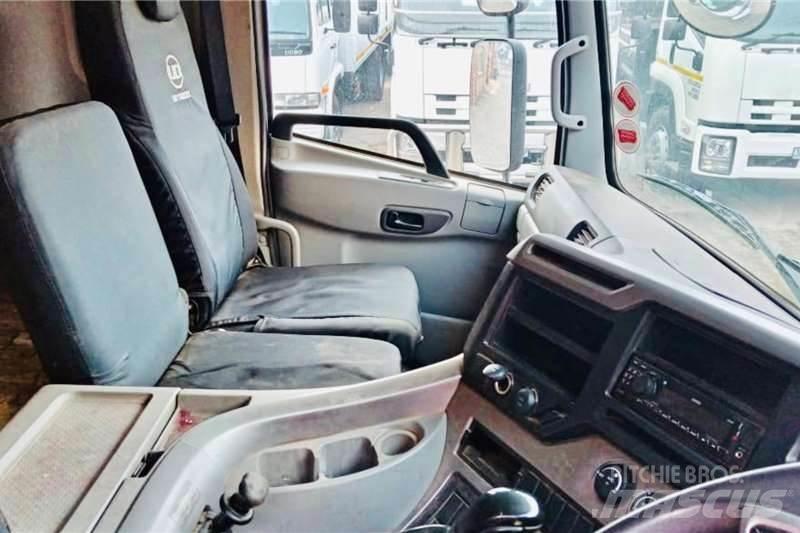 UD CW 26 460 Other trucks