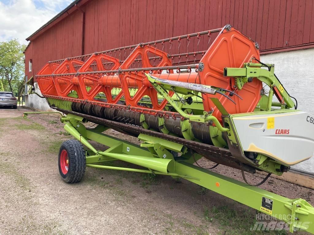 CLAAS Tucano 430 Combine harvesters
