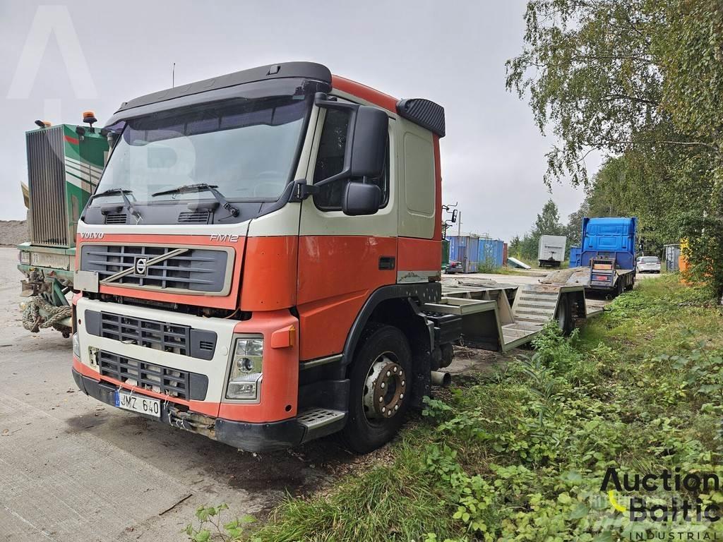 Volvo FM12 Car carriers