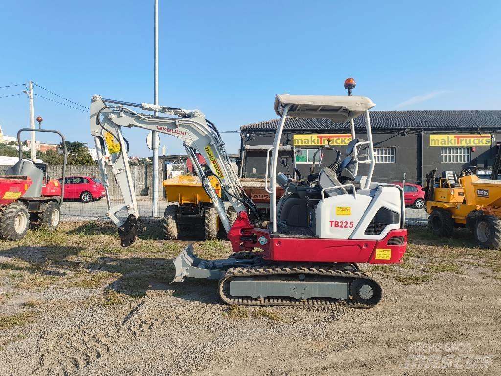 Takeuchi TB 225 Mini excavators < 7t