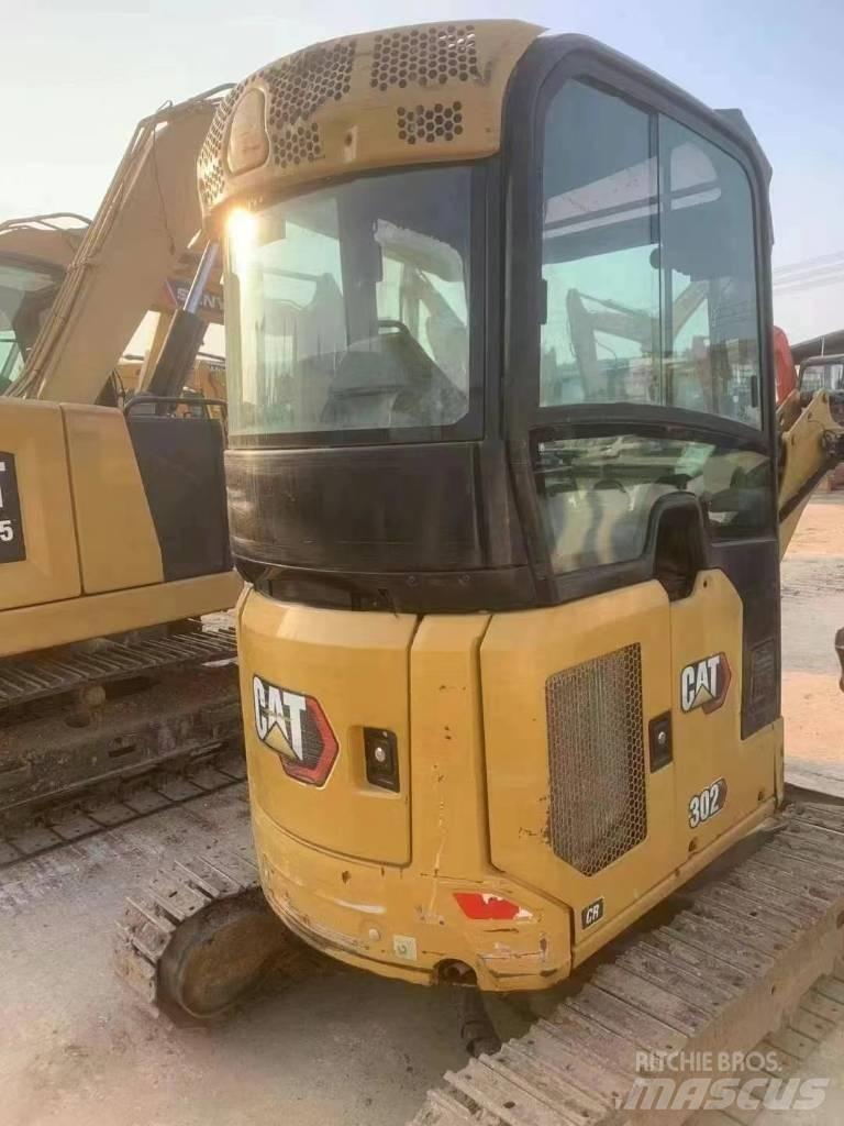 CAT 302 Mini excavators < 7t