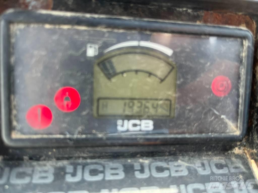 JCB 930 RTFL Rough terrain truck