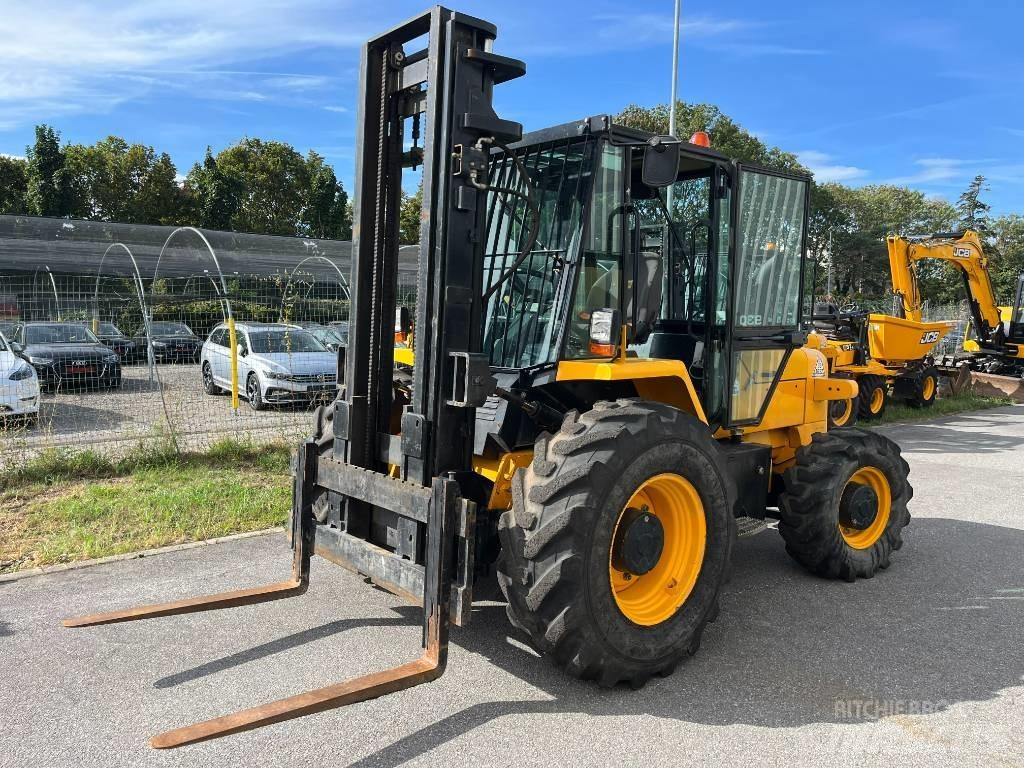 JCB 930 RTFL Rough terrain truck