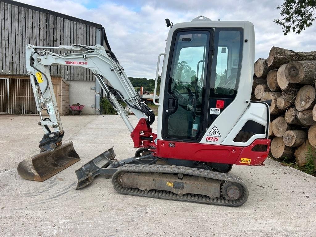 Takeuchi TB 225 Mini excavators < 7t