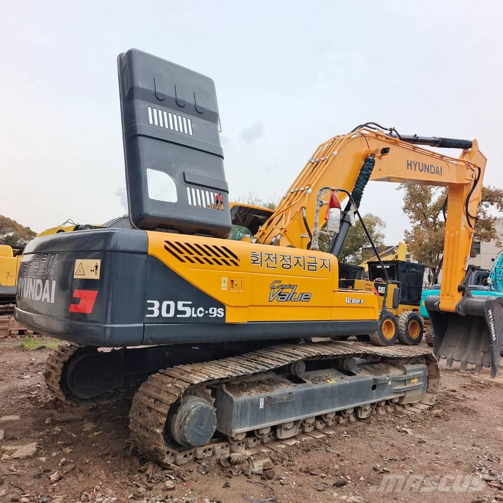 Hyundai 305 LC Crawler excavators