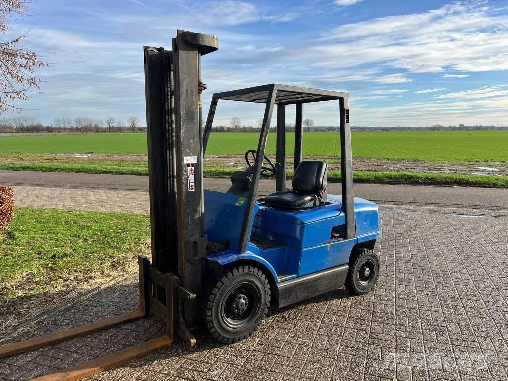Hyster H 2.50 XM Diesel trucks