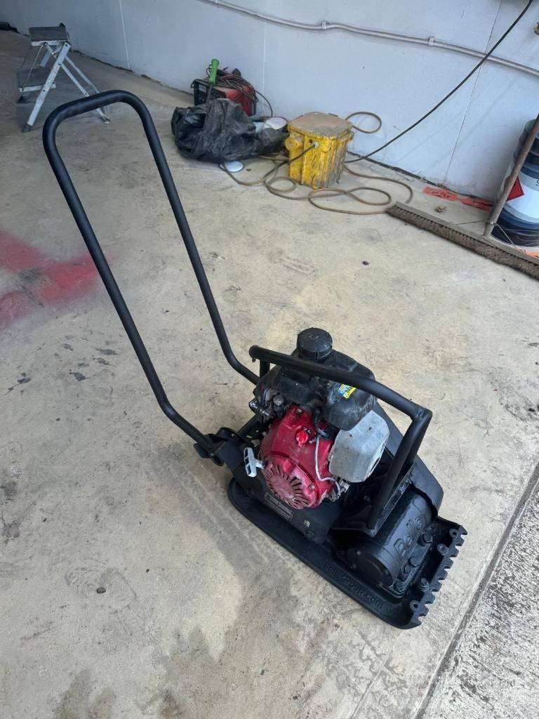 Belle LC3251 Vibrator compactors