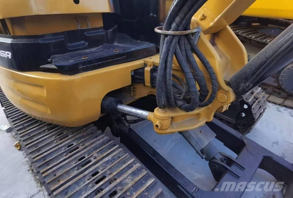 CAT 304 CR Mini excavators < 7t