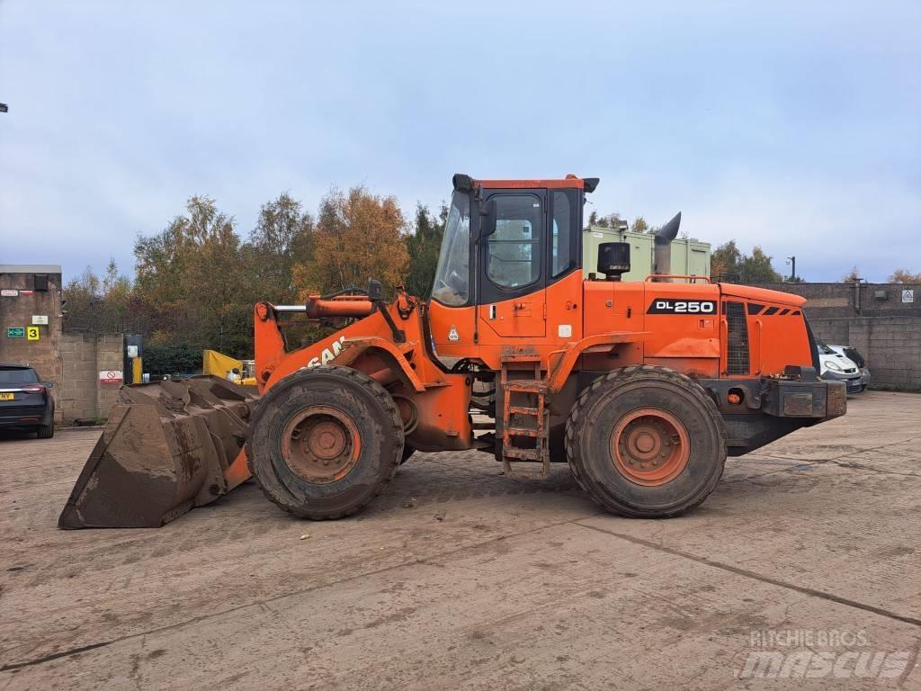 Doosan DL 250 Wheel loaders