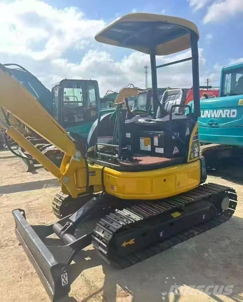 Komatsu PC 30 Mini excavators < 7t