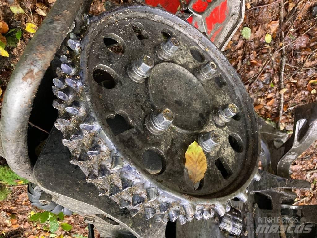 Komatsu 365.1 Harvester heads