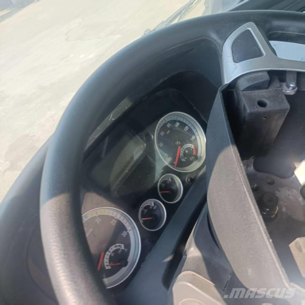 Howo 371 6x4 Truck Tractor Units