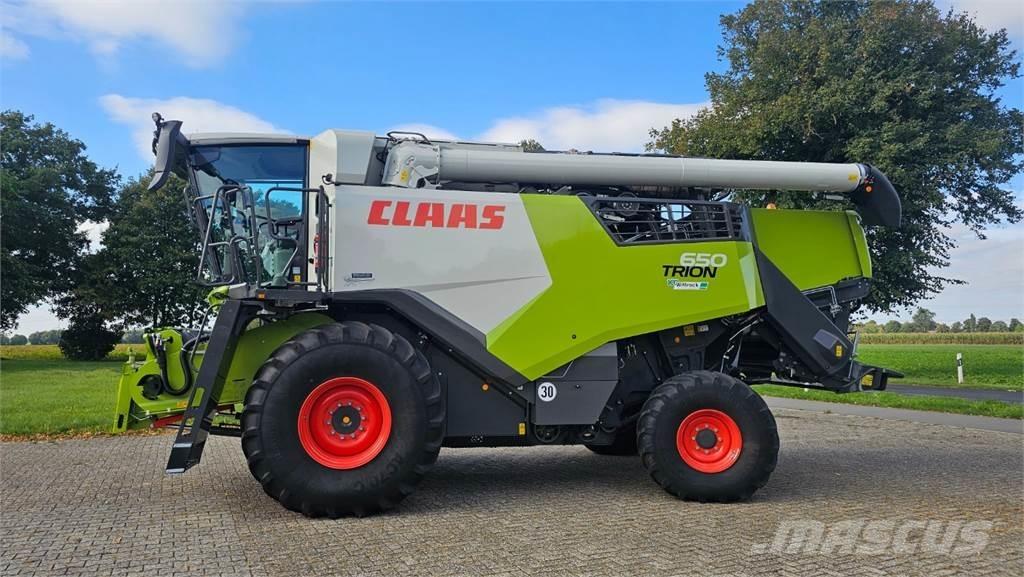 CLAAS Trion 650 Combine harvesters