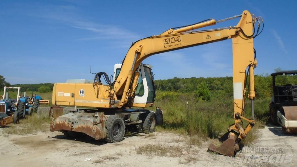 Liebherr A 904 Wheeled excavators