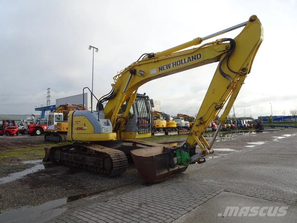 New Holland E235 Crawler excavators