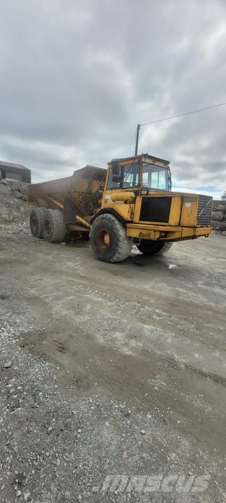 Volvo A 25 C Articulated Haulers