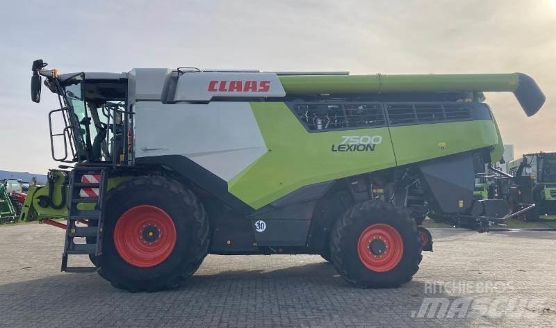CLAAS LEXION 7500 Combine harvesters