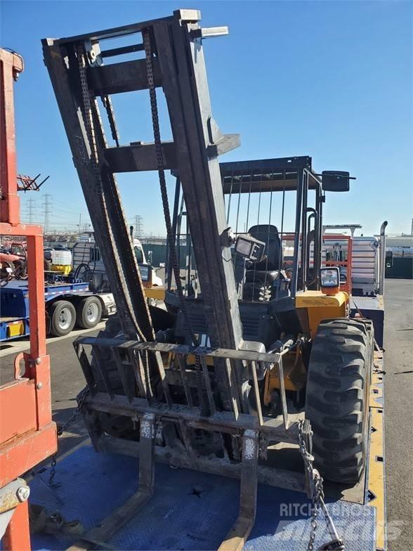 JCB 930 Rough terrain truck