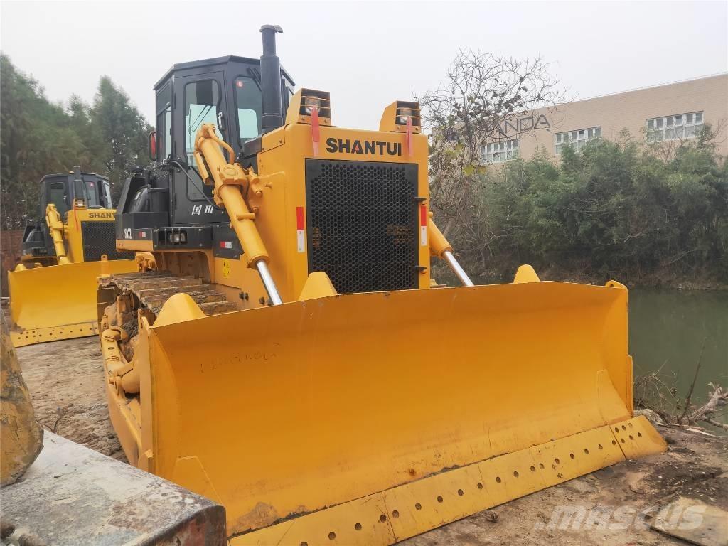 Shantui SD22 Crawler dozers