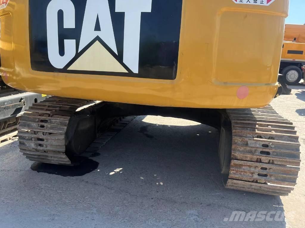 CAT 323 D L Crawler excavators